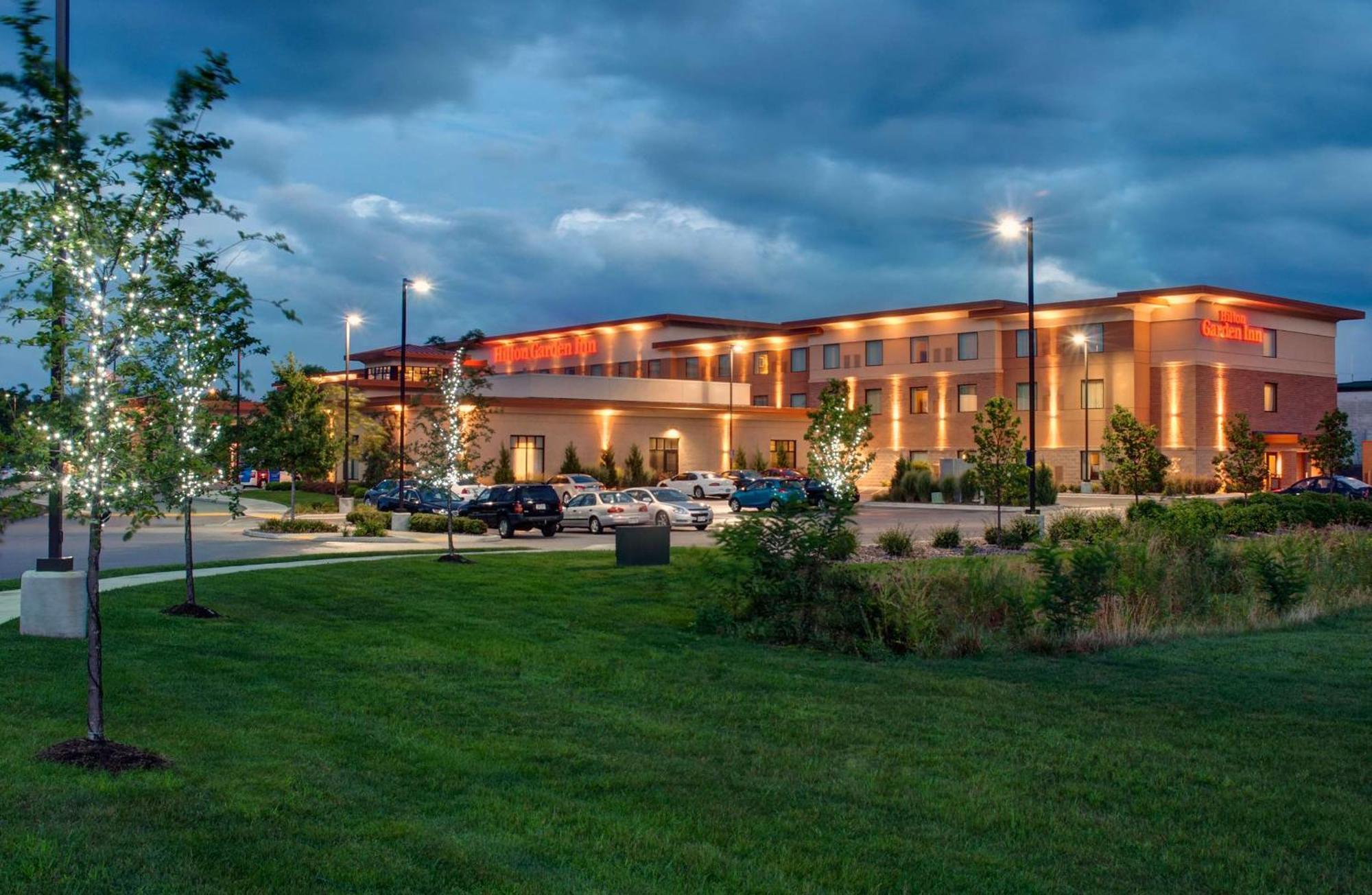 Hilton Garden Inn Milwaukee Airport Exterior foto